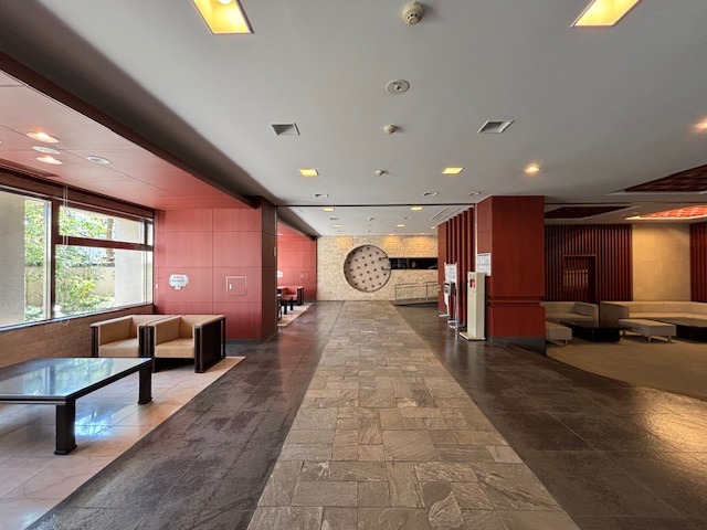 22/24 エントランス