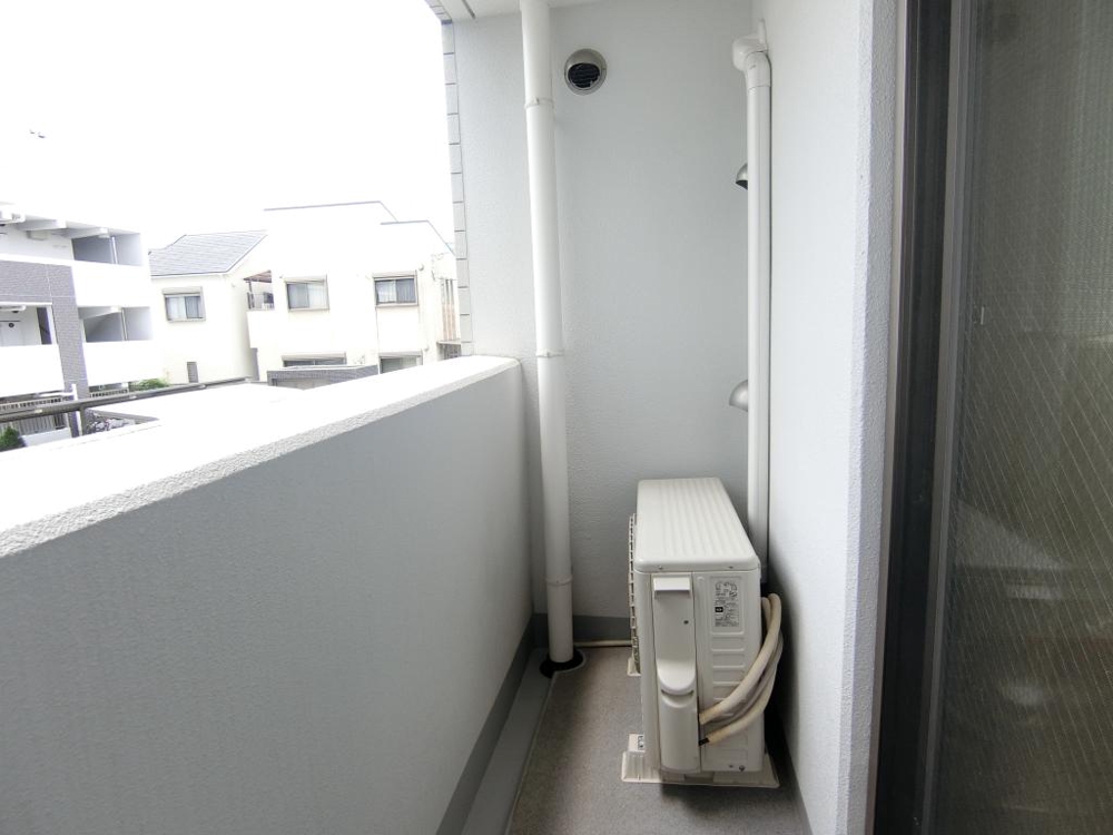 19/30 バルコニー