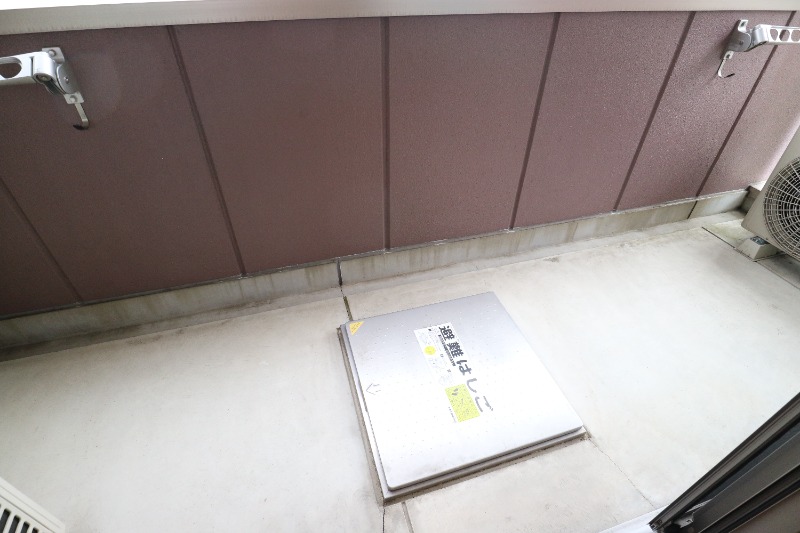 19/30 バルコニー