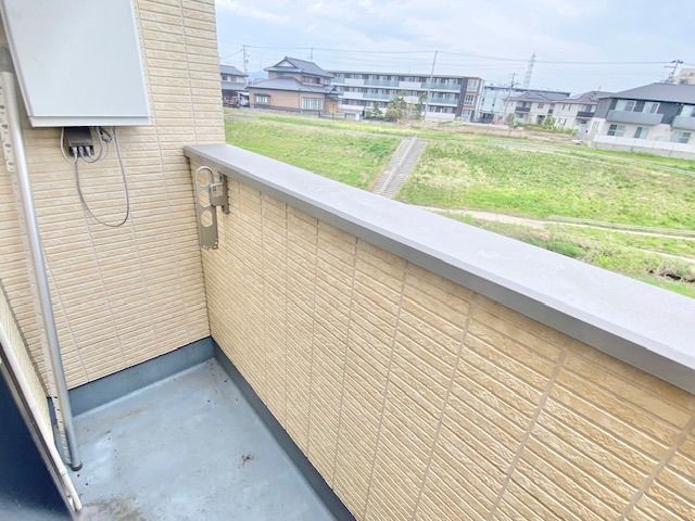 13/23 バルコニー