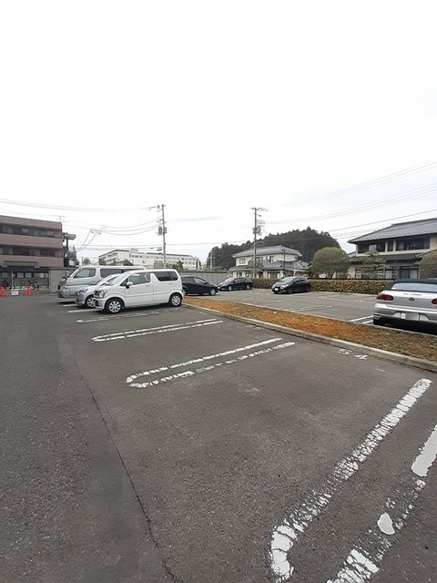 14/20 駐車場
