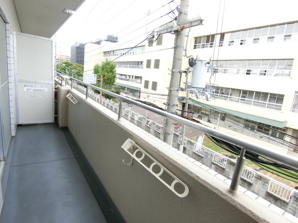 20/30 バルコニー