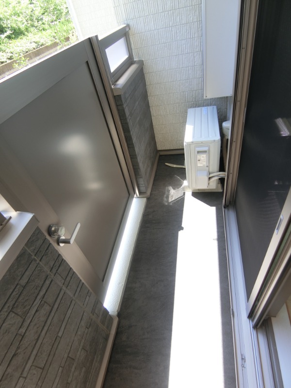 19/30 バルコニー