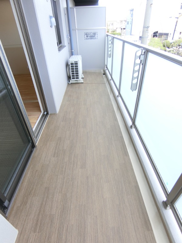 20/30 バルコニー