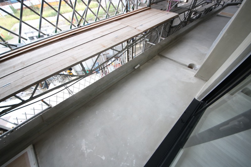 20/30 バルコニー