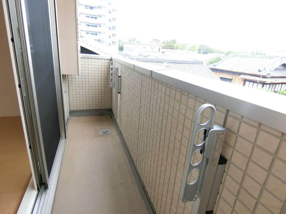 18/30 バルコニー