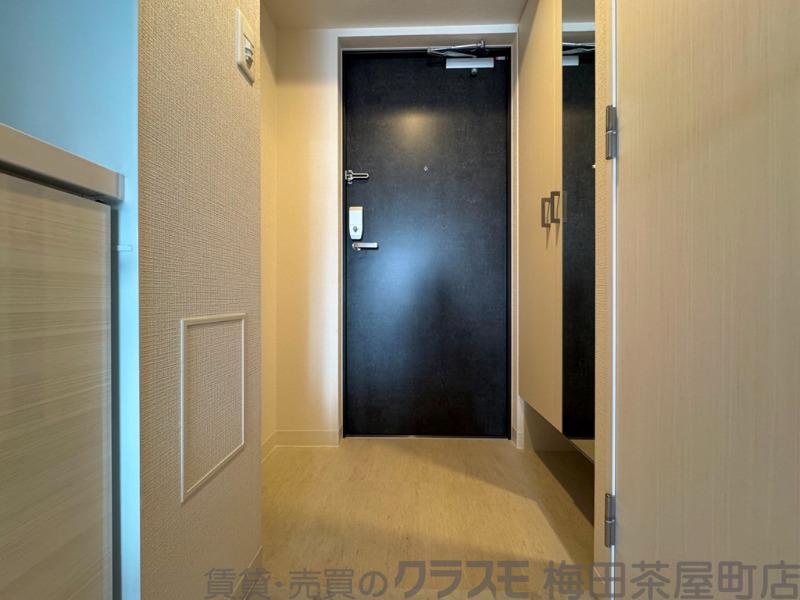 14/30 玄関