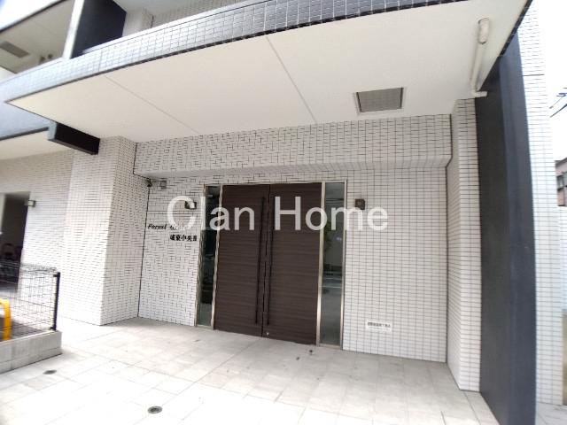 3/4 エントランス