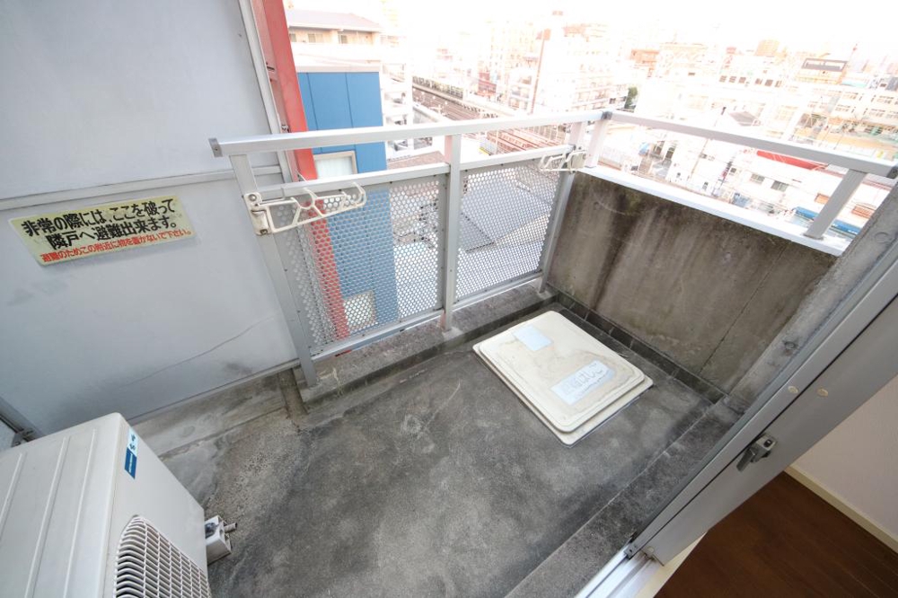 18/30 バルコニー