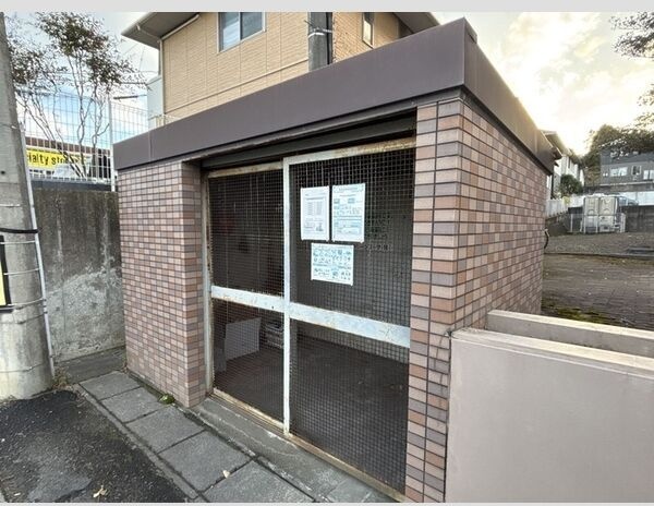 14/19 エントランス