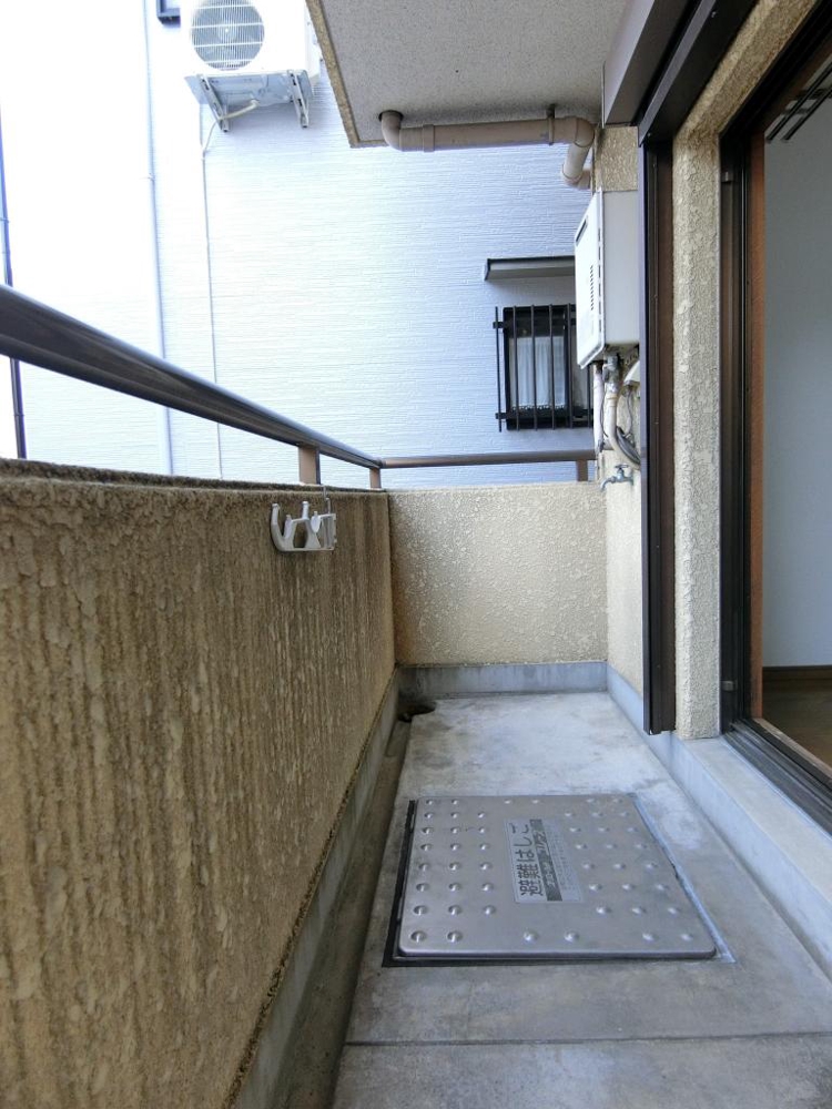 18/30 バルコニー