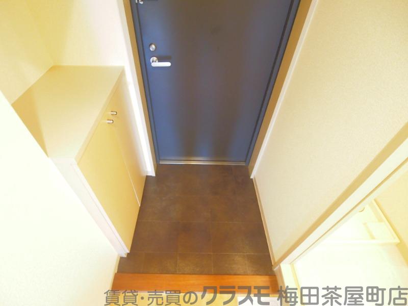 14/30 玄関