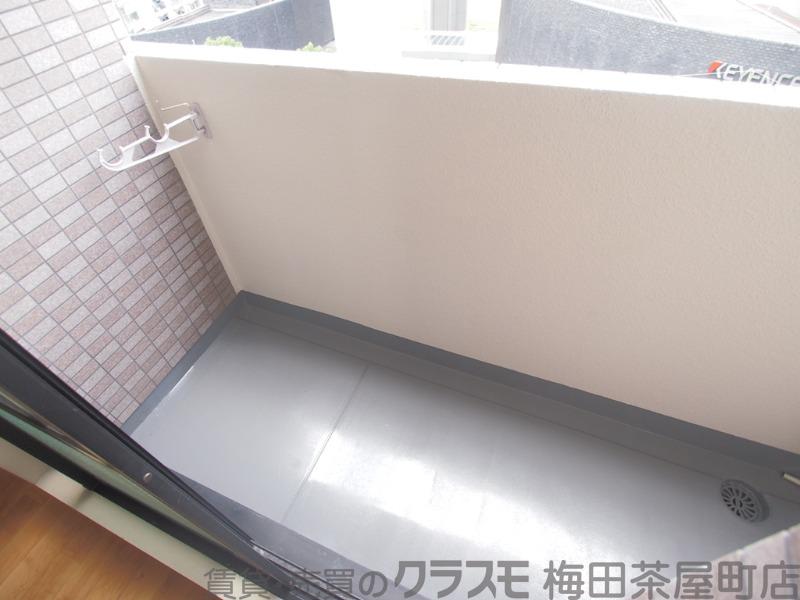 21/30 バルコニー