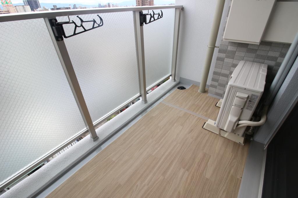 21/30 バルコニー