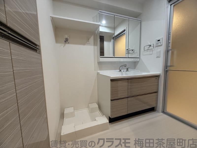 14/30 室内
