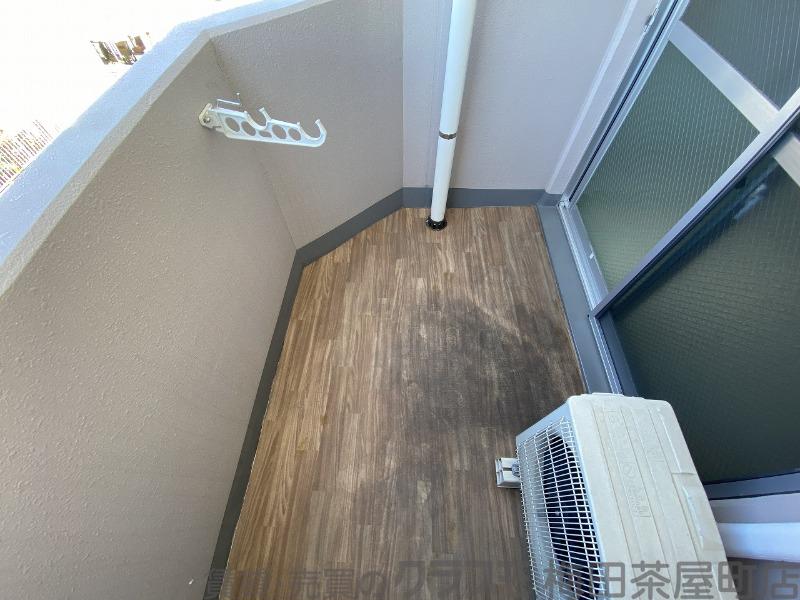 21/30 バルコニー