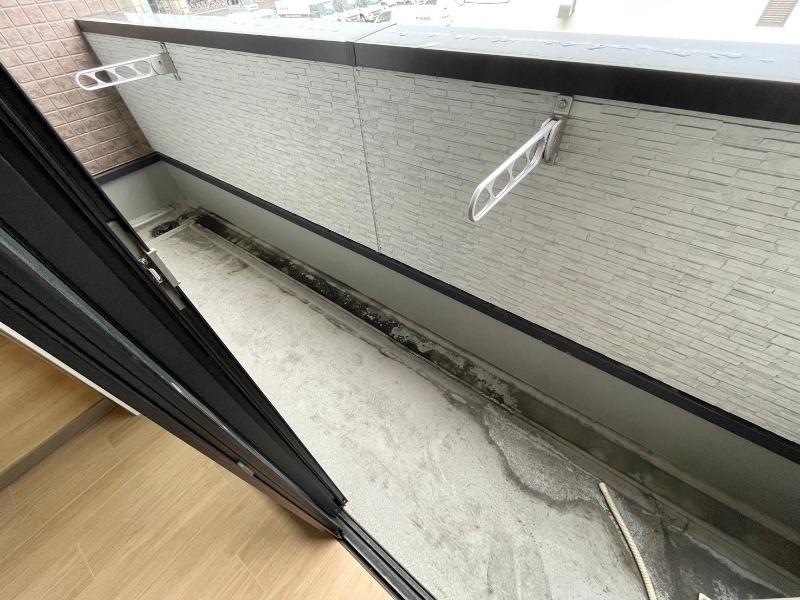 13/22 バルコニー