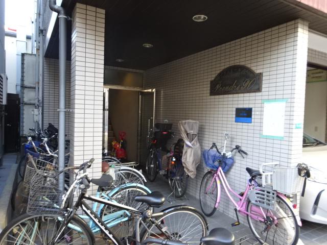 29/30 エントランス