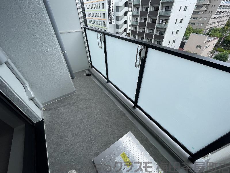 21/30 バルコニー