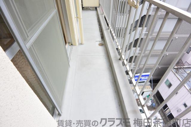 21/30 バルコニー