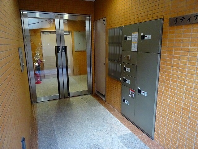 3/4 エントランス