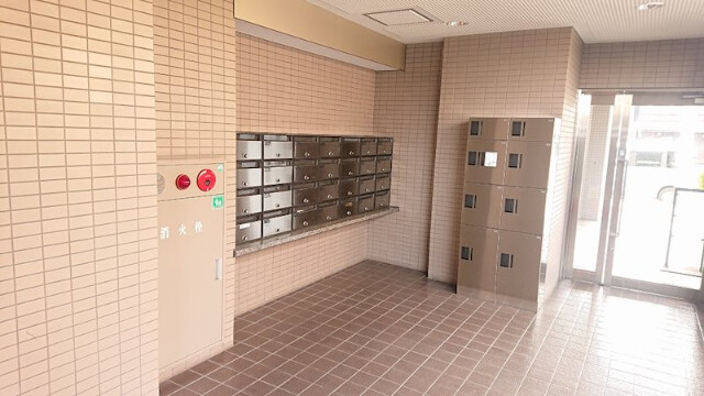 14/17 エントランス