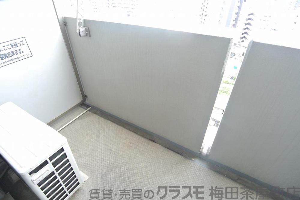 21/30 バルコニー