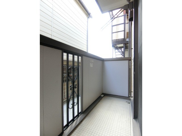 23/30 バルコニー