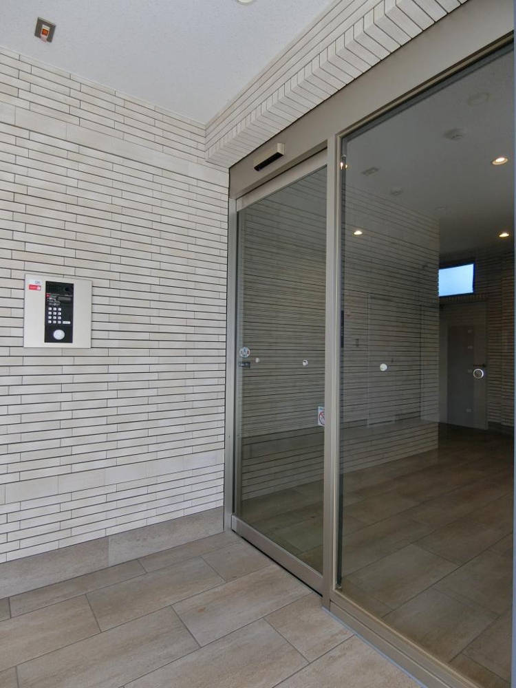 29/30 エントランス