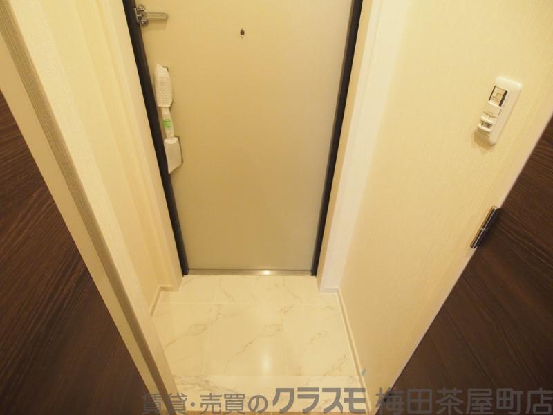 14/30 玄関