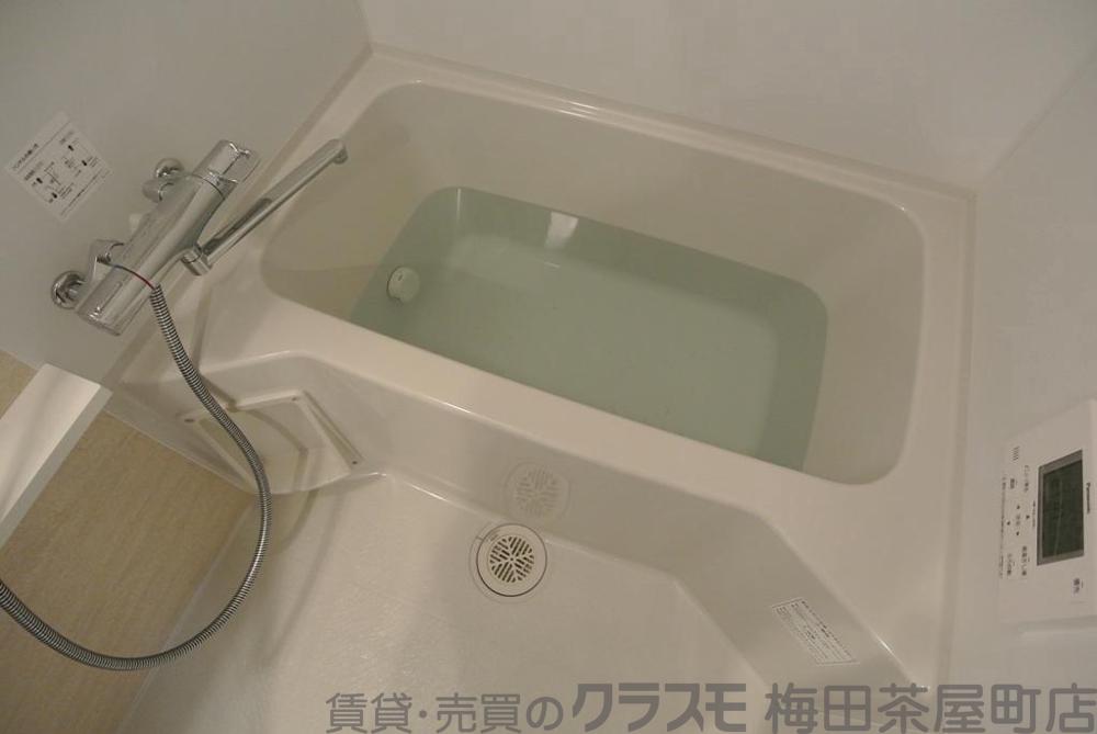 14/30 室内