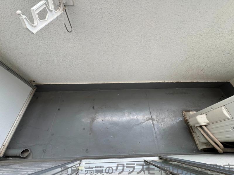 21/30 バルコニー