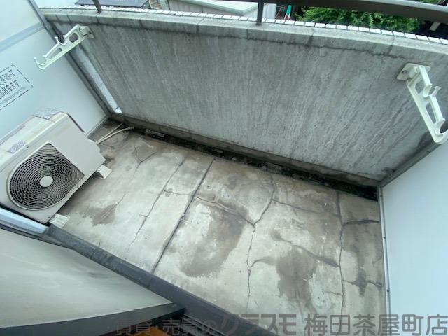 21/30 バルコニー