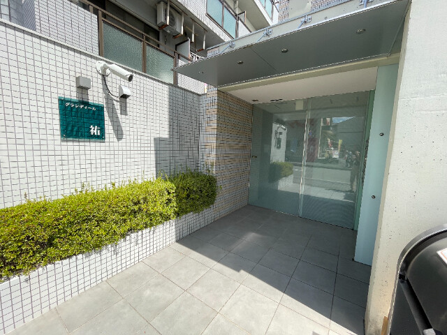 2/3 エントランス