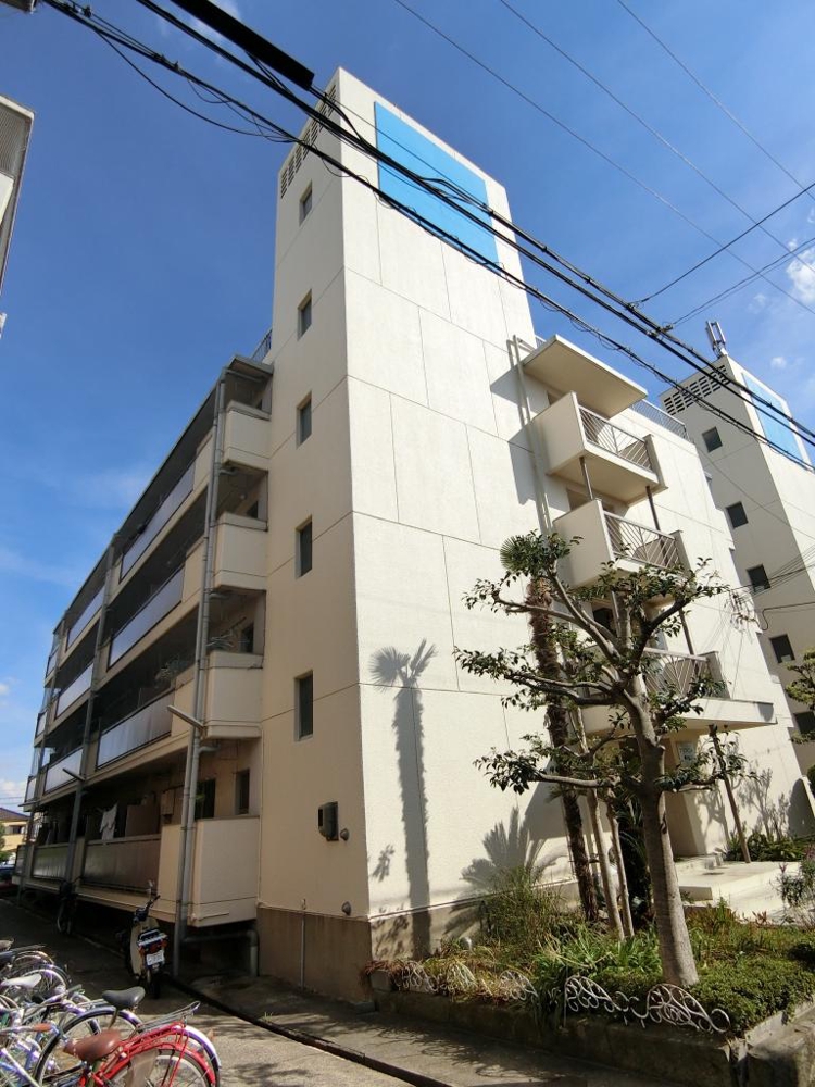 2/30 外観