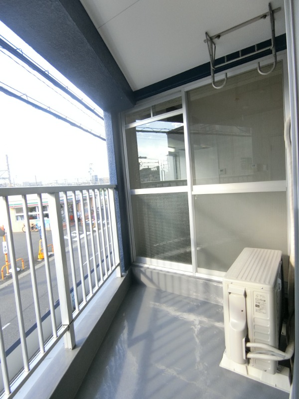 19/30 バルコニー