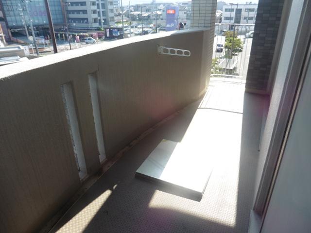 25/30 バルコニー