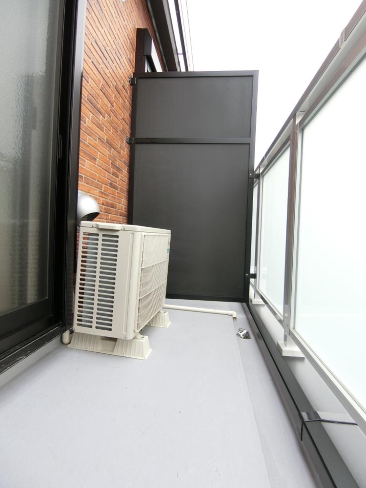 19/30 バルコニー