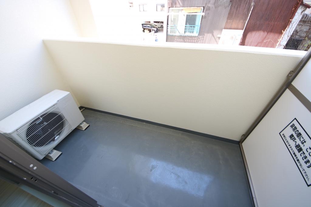 18/30 バルコニー