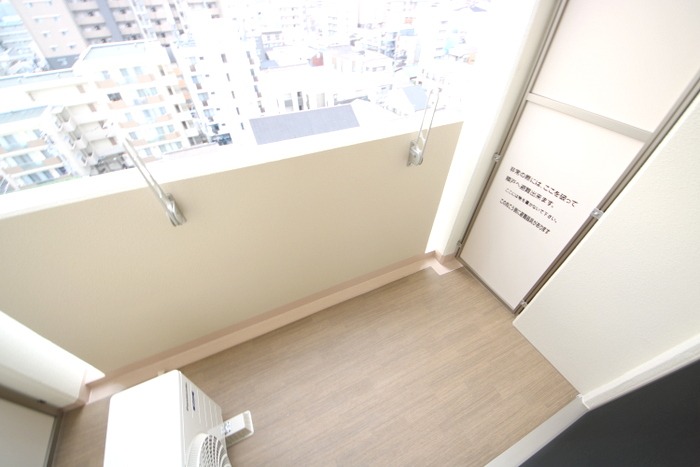 17/30 バルコニー