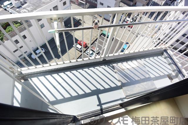 21/30 バルコニー