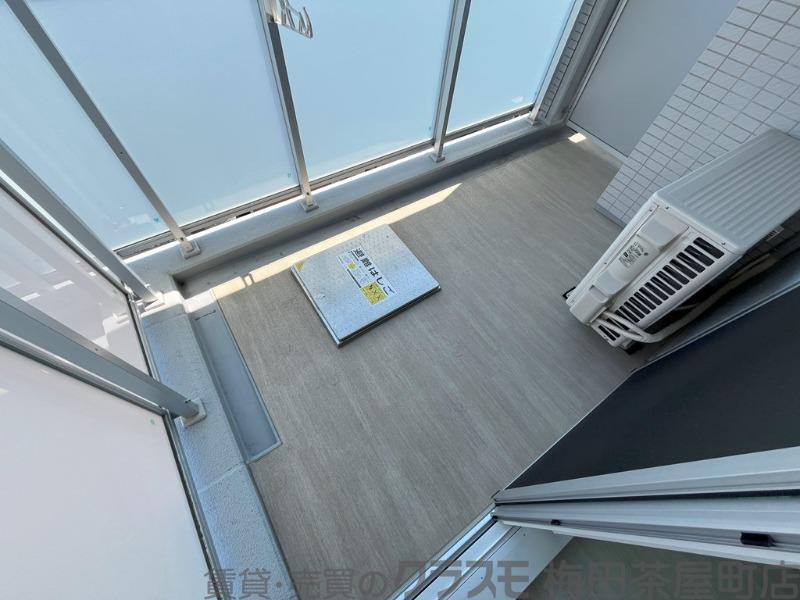 25/30 バルコニー