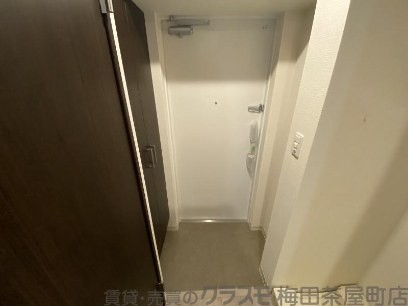 14/30 玄関