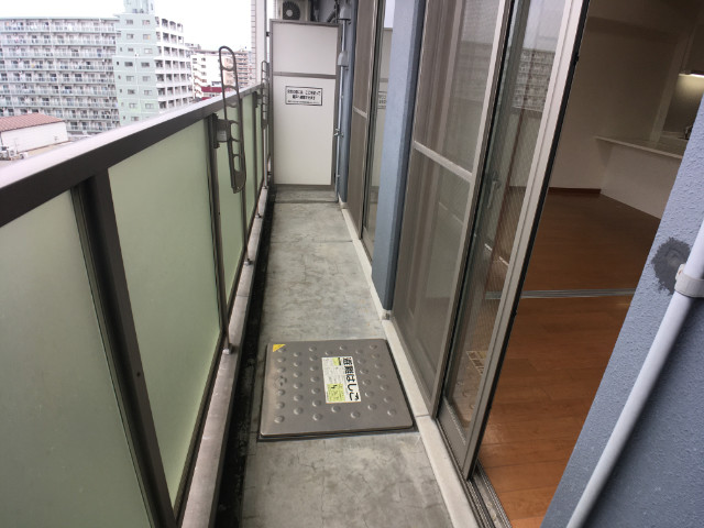 23/30 バルコニー