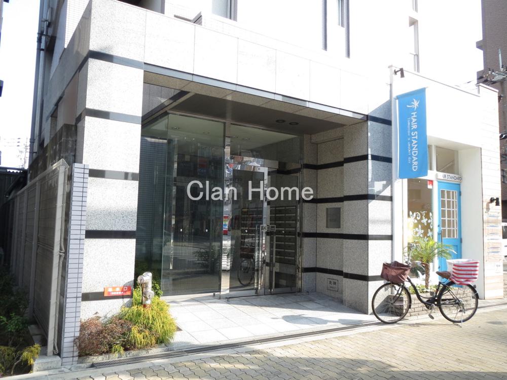 29/30 エントランス