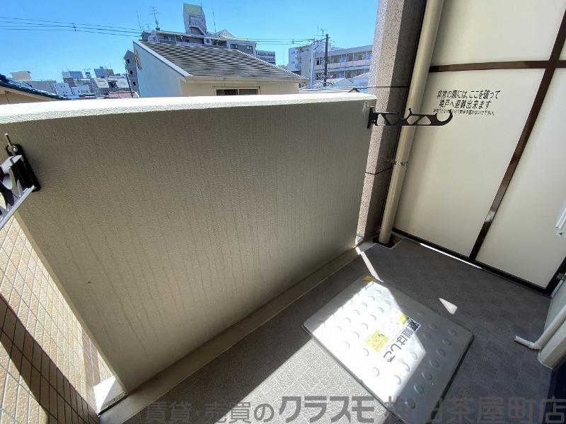 22/30 バルコニー