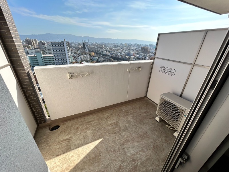 17/30 バルコニー