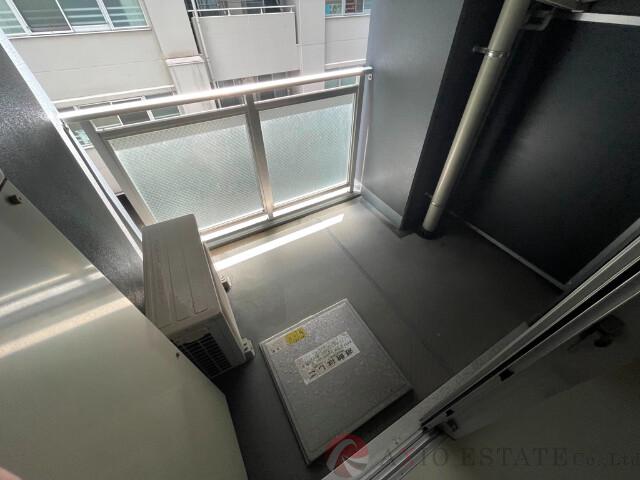 21/30 バルコニー