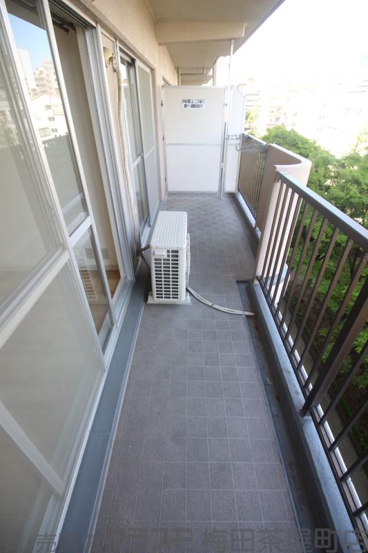 20/30 バルコニー