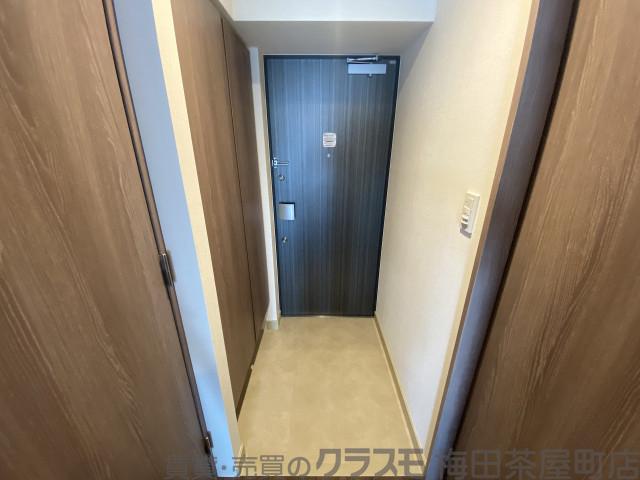 14/30 玄関
